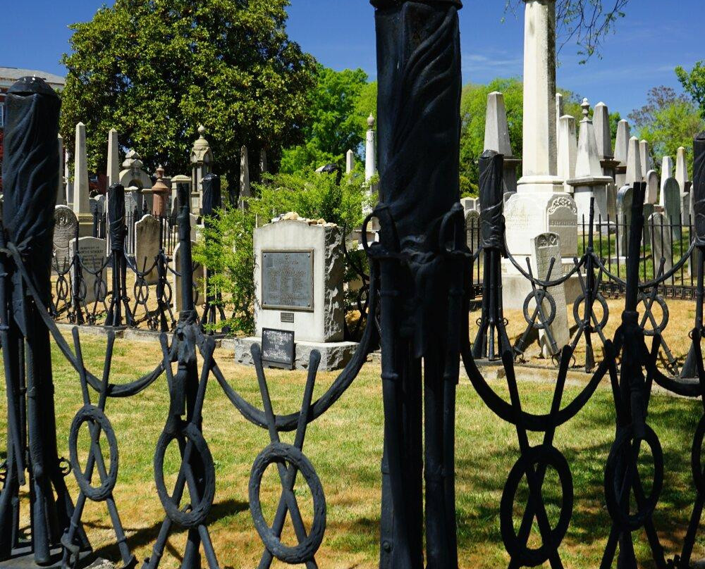 Hebrew Cemetery景点图片