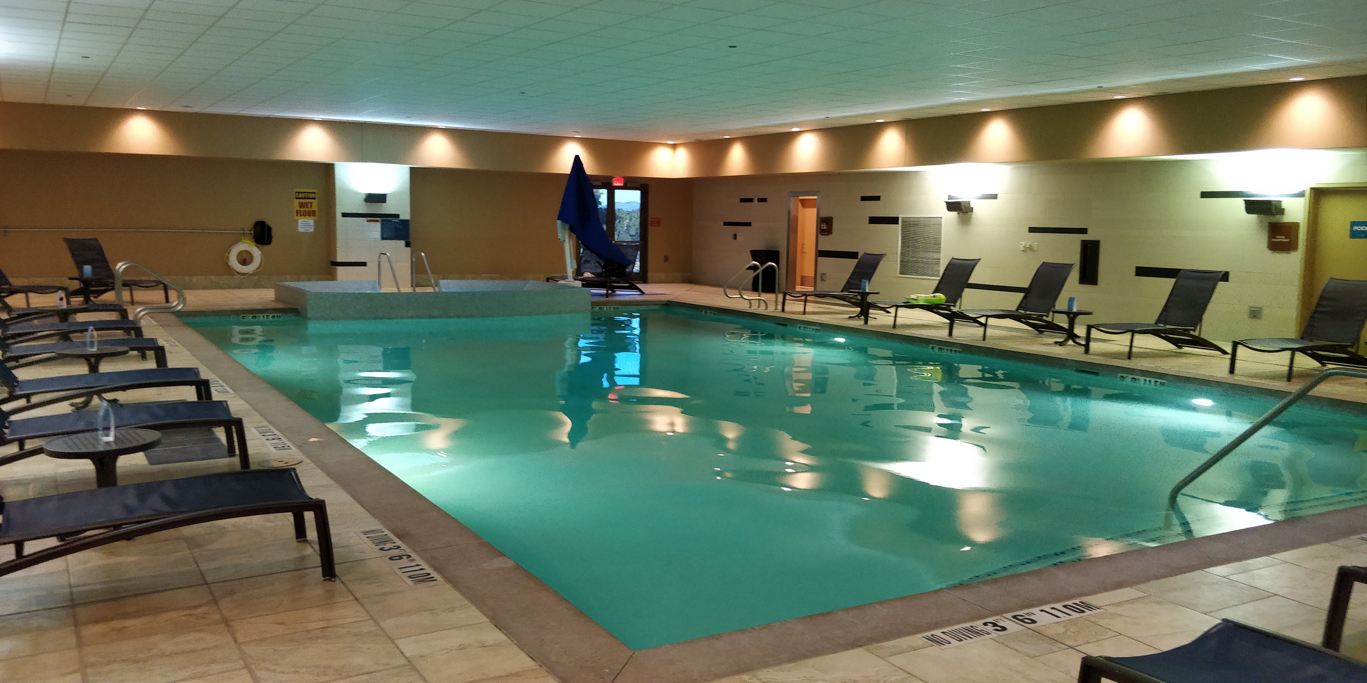 Twin Arrows Navajo Casino Resort-泳池