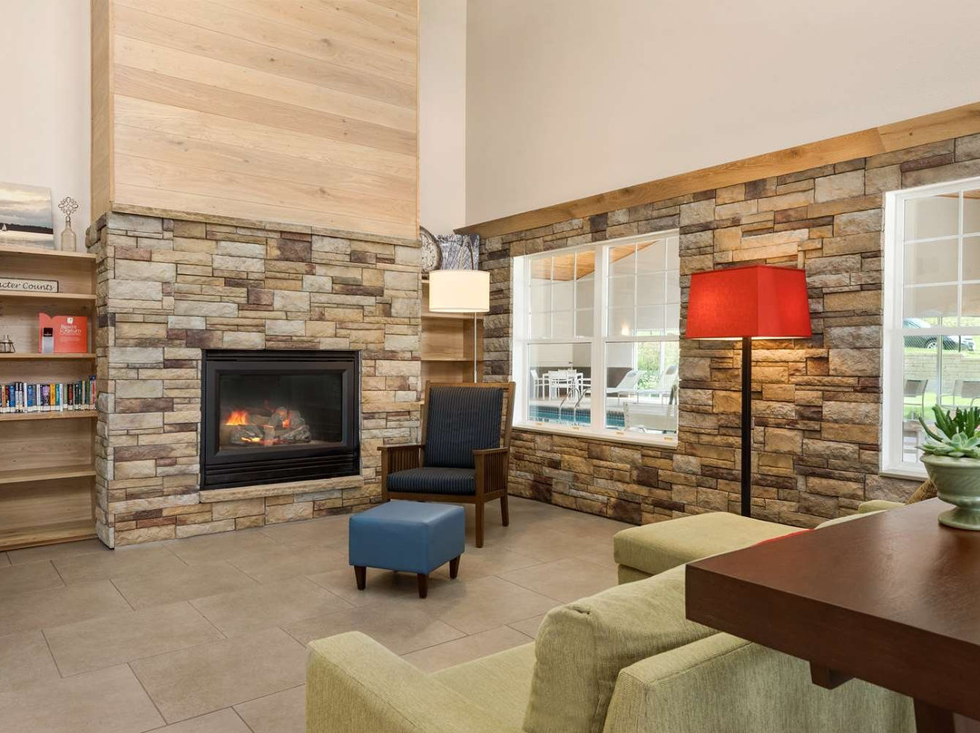 Country Inn & Suites by Radisson, Decorah, IA主图