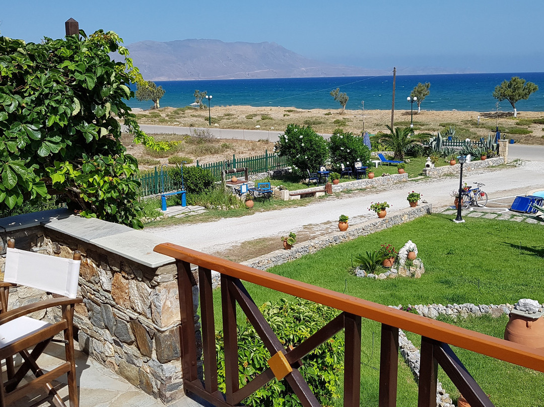 Drapanias BeachFront Apartments - Marinakis