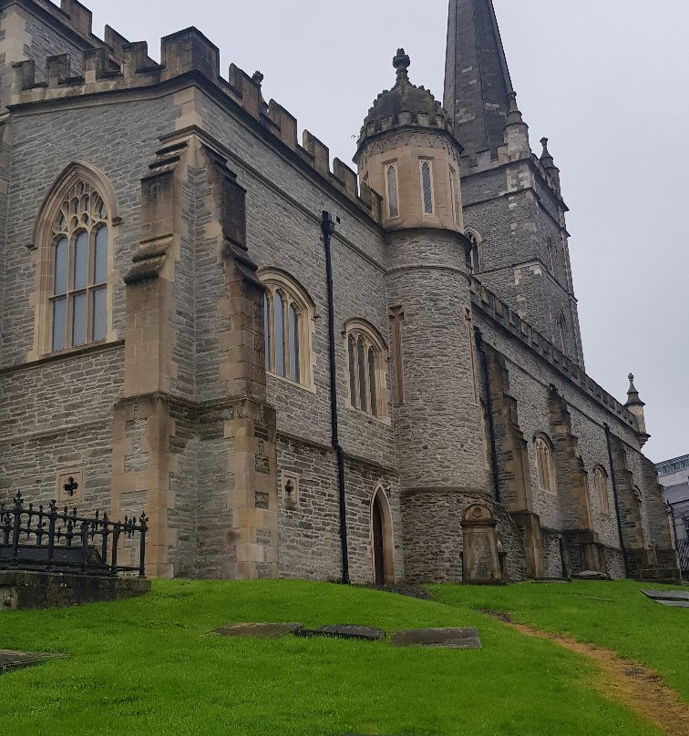 St. Columb's Cathedral-德里必去景点
