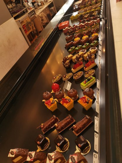 Enma Mall-Riffa必去景点