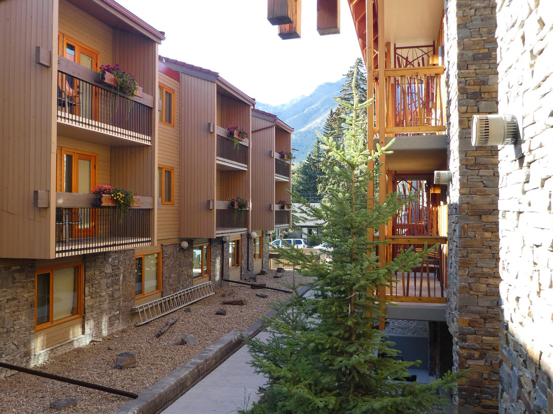 穆斯套房酒店主图