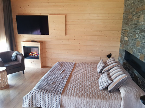 Hotel-Restaurant Fonda Riga主图