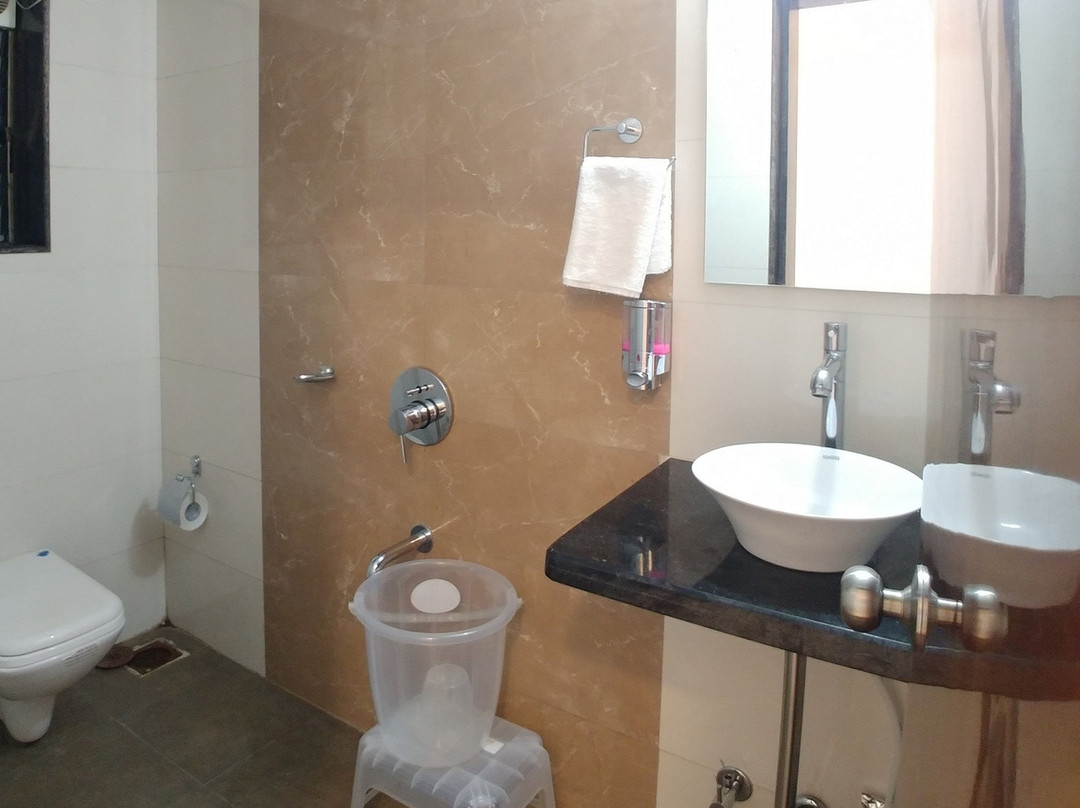 Hotel Jagadguru Lonavala主图