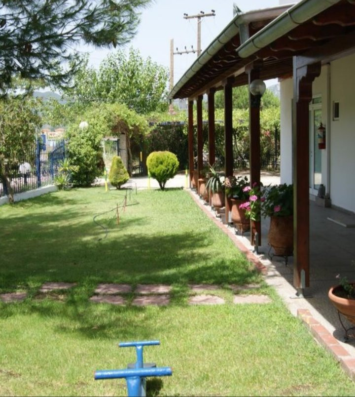 Papahristos Rooms