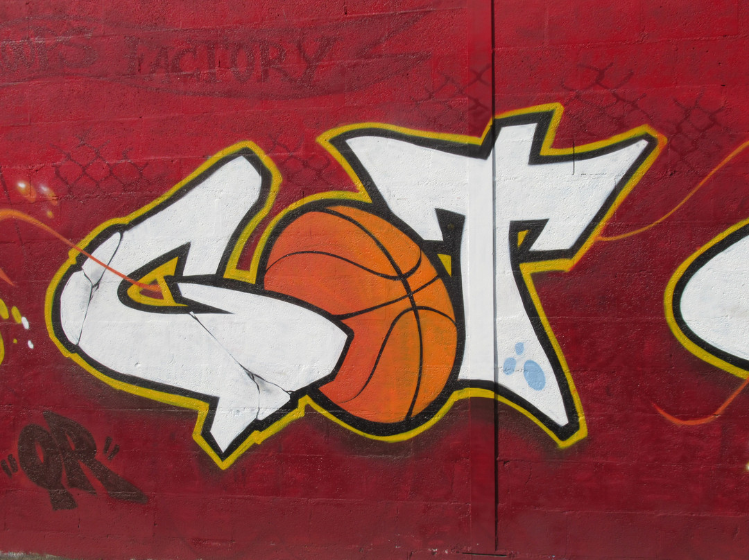 Fresque "Frenchies got Game"-欧贝维利耶必去景点