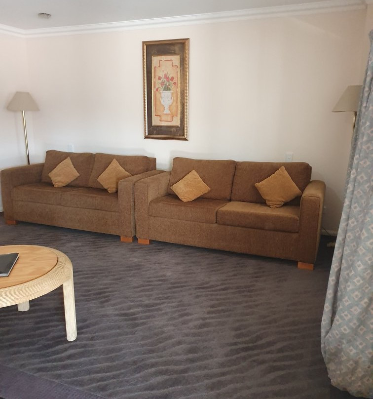 Westside Tavern & Motel主图