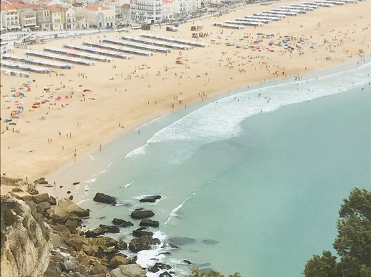 Nazaré Surf School-纳扎雷必去景点