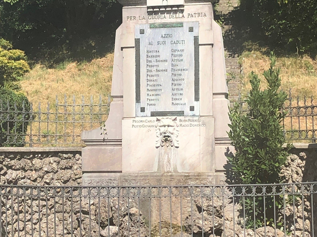 Monumento ai Caduti di Azzio景点图片