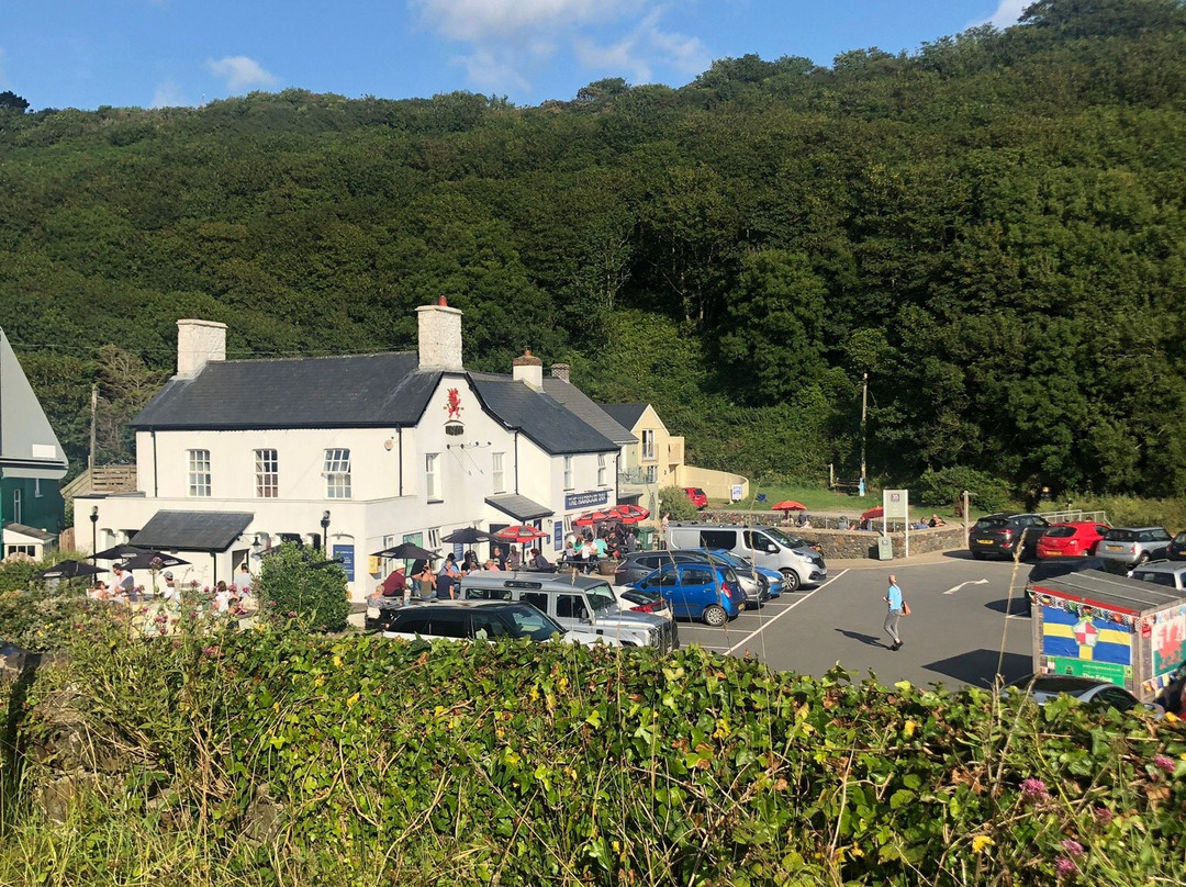 The Royal George主图