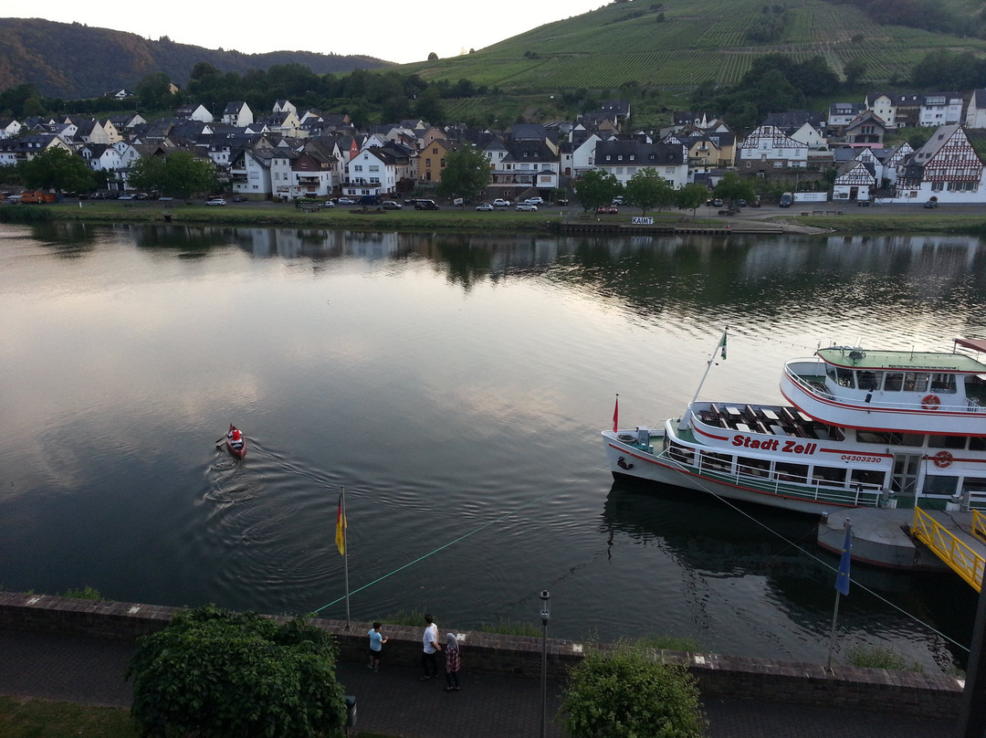 Weinhaus Mayer主图