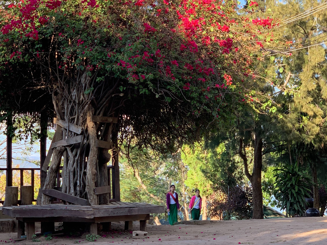 Phaya Taung Monastery-Samka必去景点