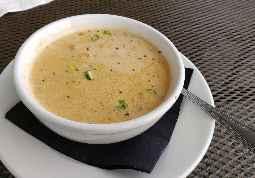 Longliner Lodge and Suites主图