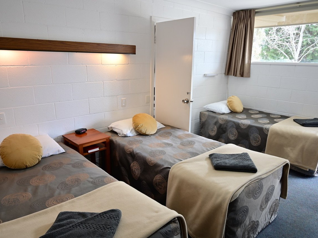 Byer Fountain Motor Inn主图