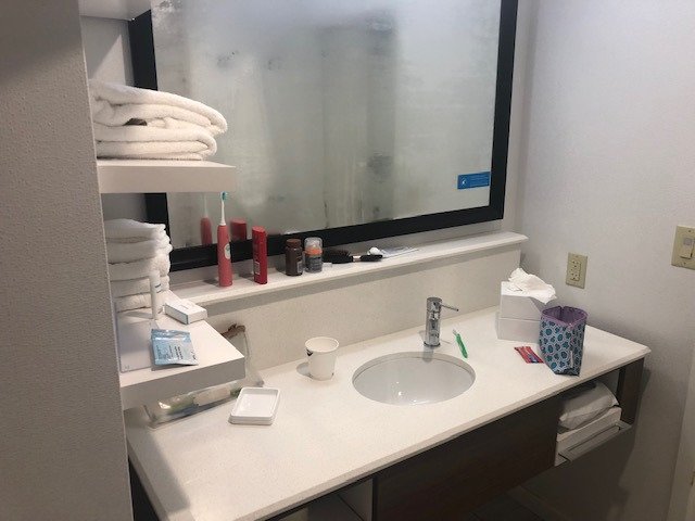 Hampton Inn Wetumpka-浴室