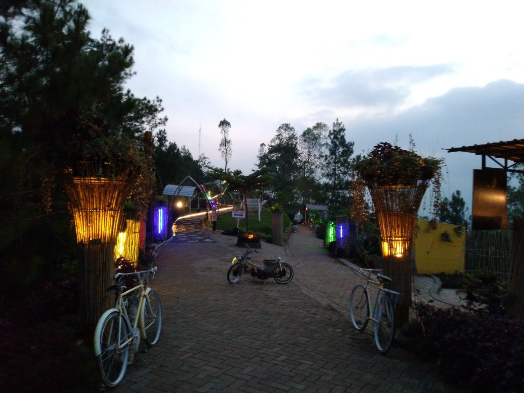 Taman Langit Gunung Banyak景点图片