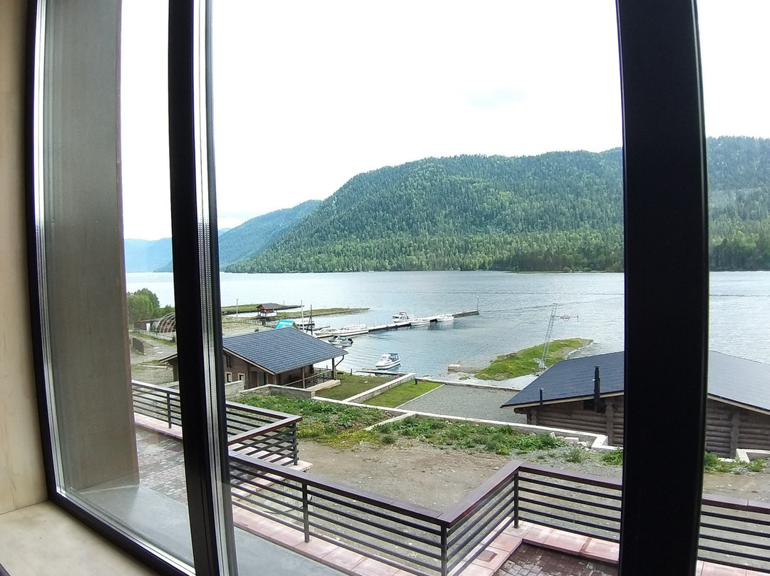 Chalet Teletskoye主图