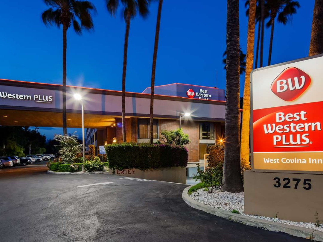 贝斯特韦斯特西柯维纳酒店主图