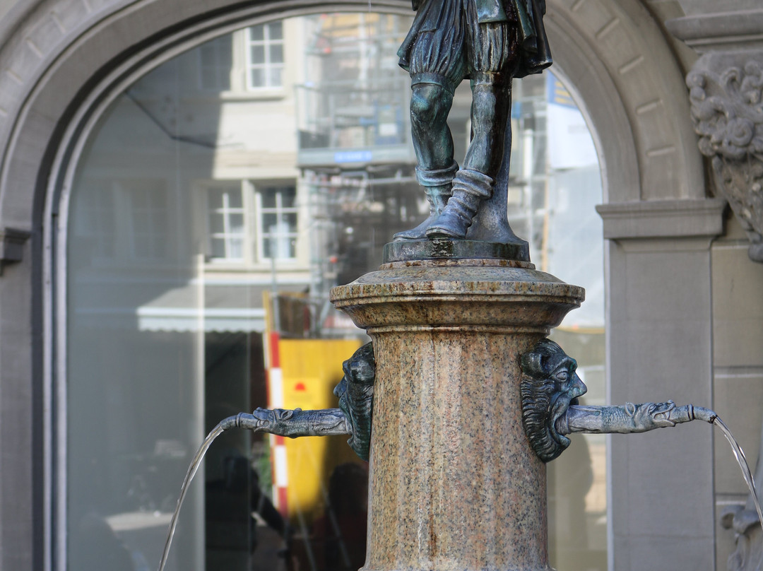 Gänsemännchenbrunnen-卢塞恩必去景点