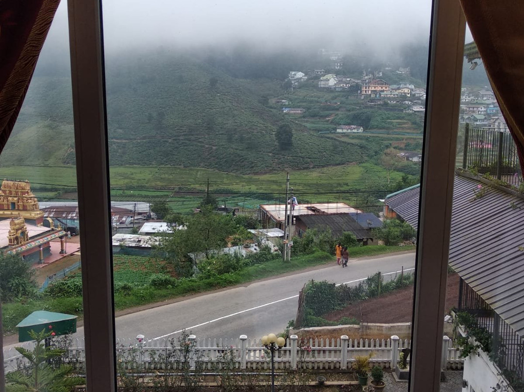 米迪基酒店主图