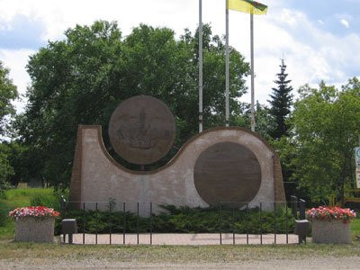 Big Canadian Dollar Coin-Churchbridge必去景点
