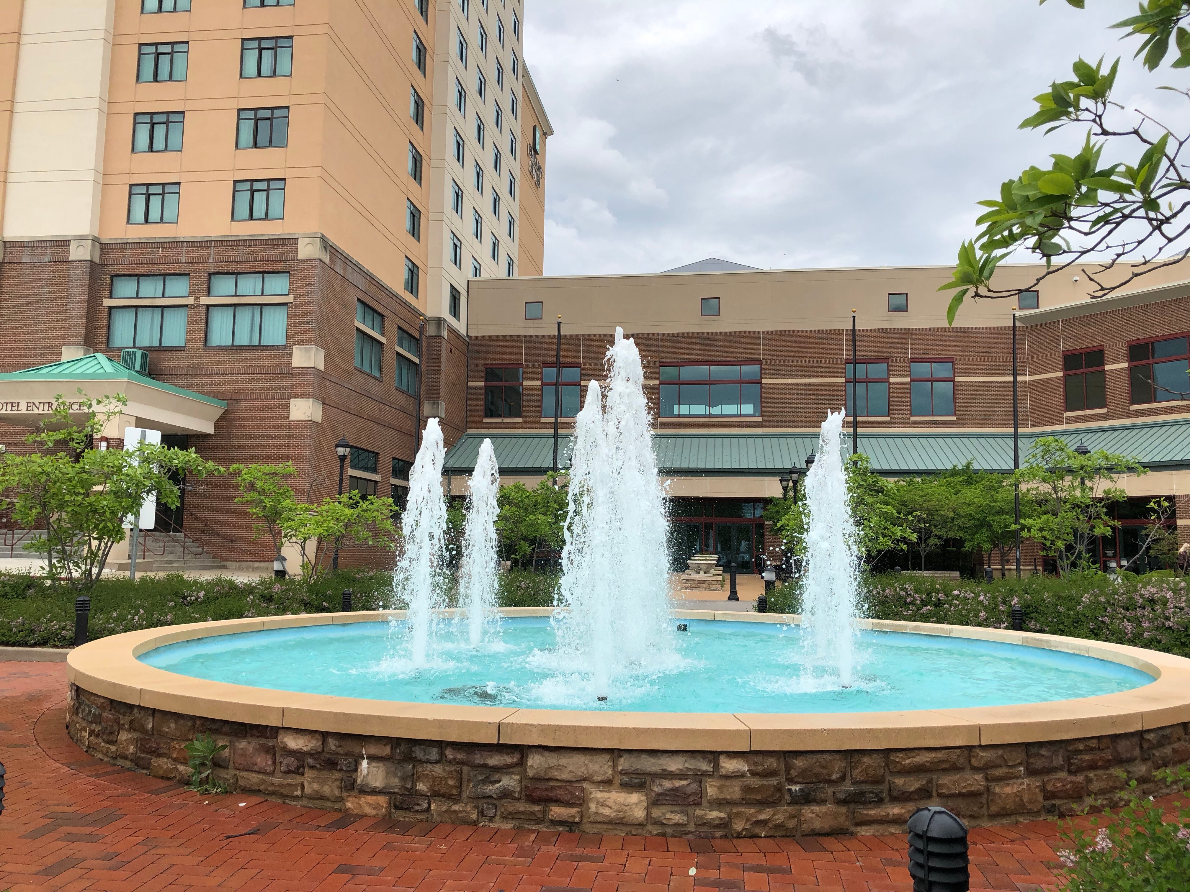 Embassy Suites by Hilton St. Louis St. Charles-浴室