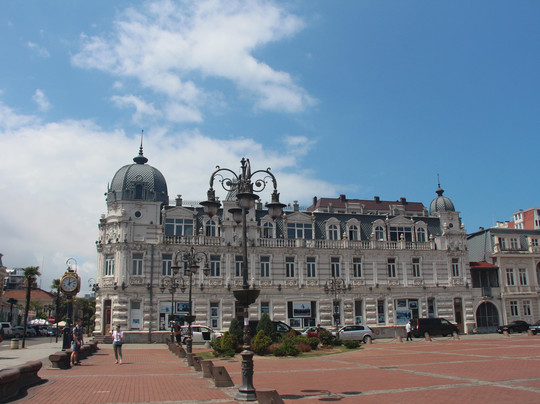 LIKI Tour-巴统必去景点