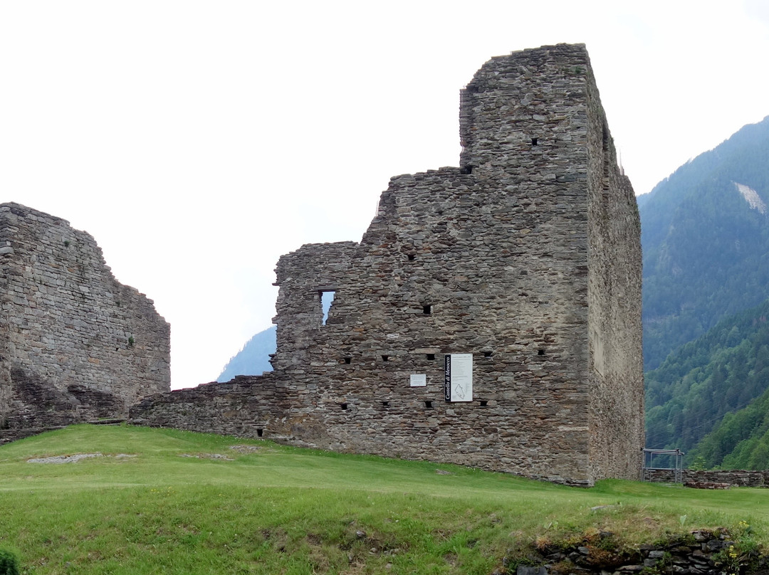Castello Di Mesocco景点图片