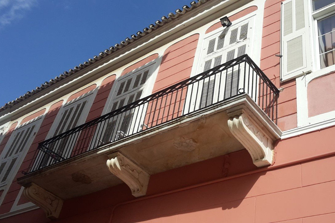 欧墨菲波利酒店主图