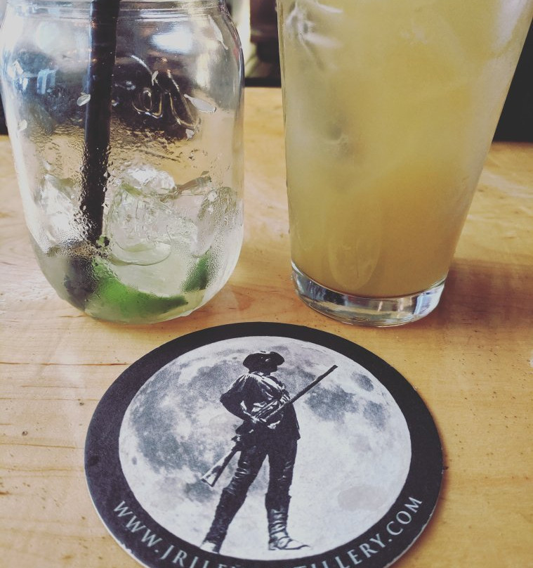 J. Riley Distillery-雷德兰兹必去景点