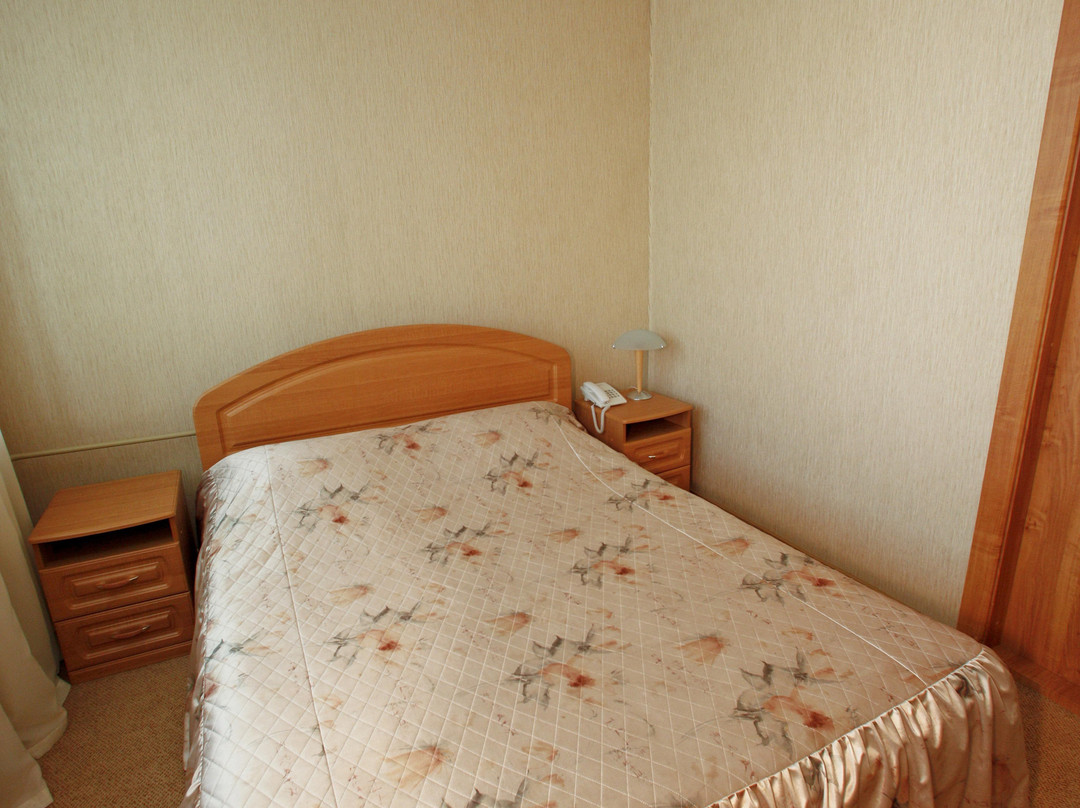 Ryan Johnson Hotel主图
