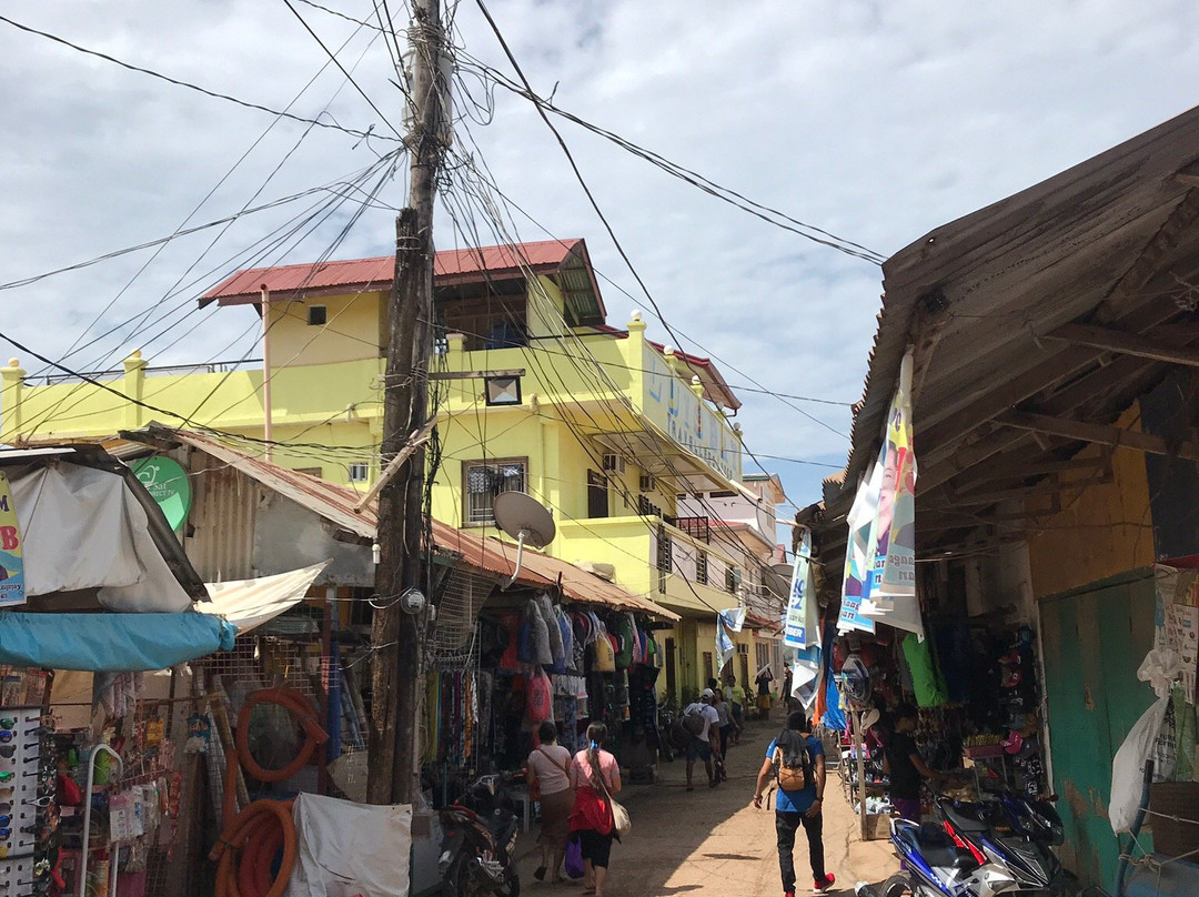 Luis Bay Travellers Lodge主图