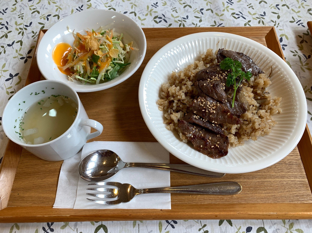 レストラン ロハス