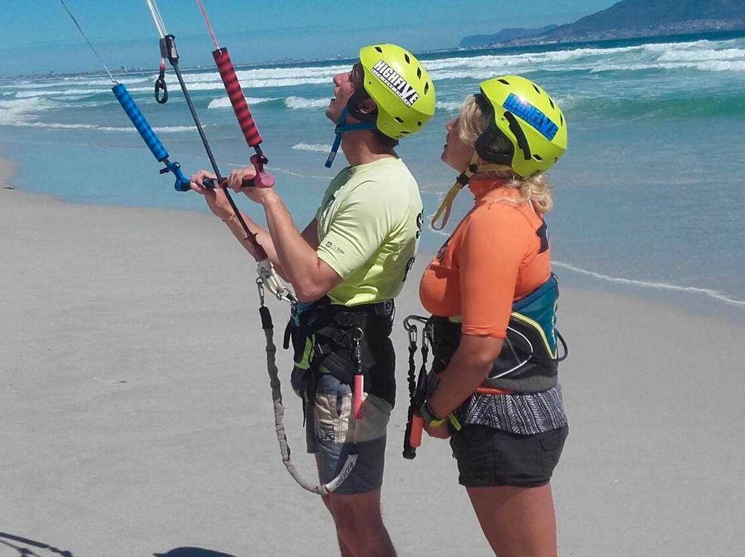 High Five-Bloubergstrand必去景点