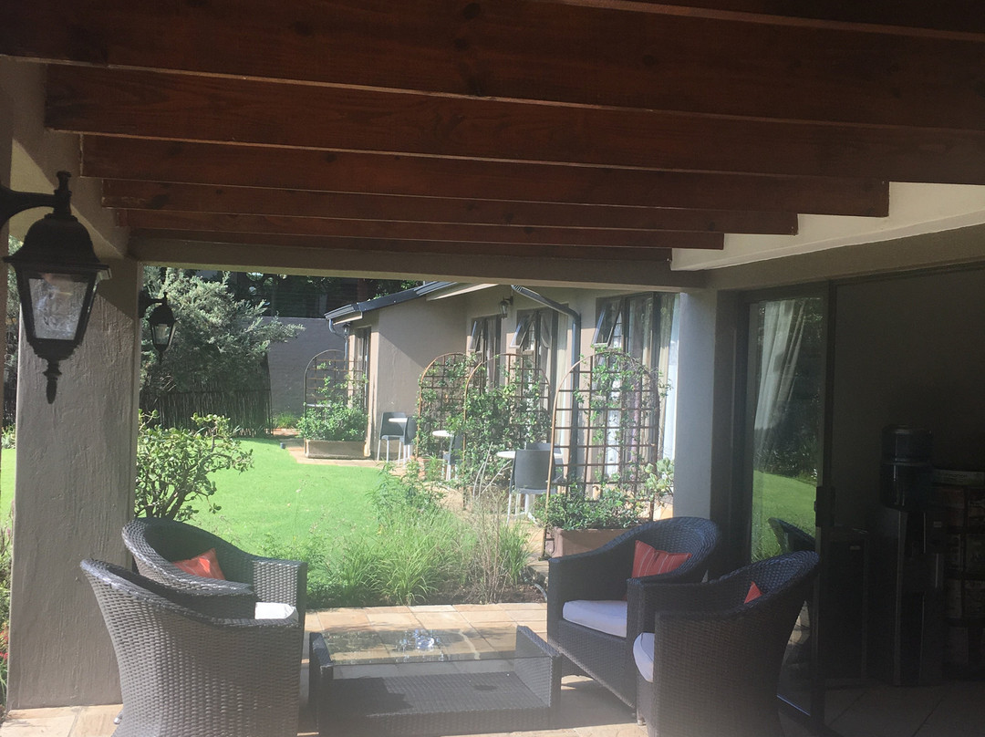 Sand River Guest House主图