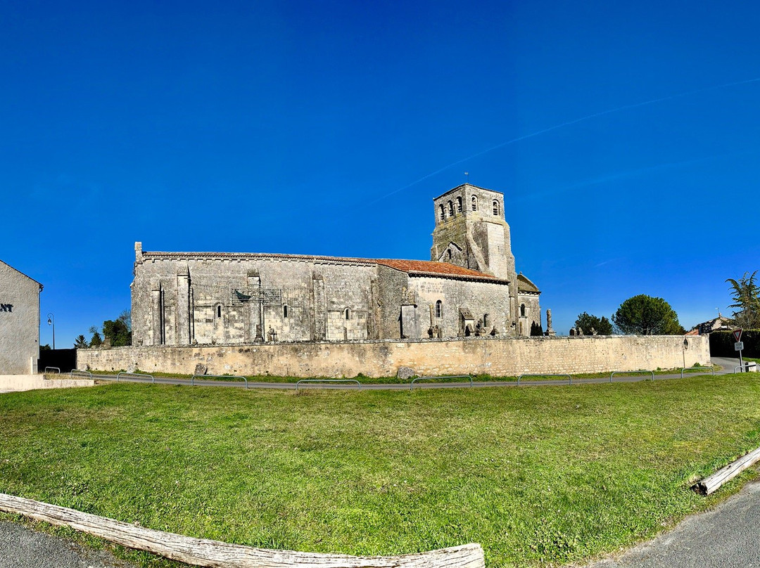 Eglise Saint-Pierre景点图片