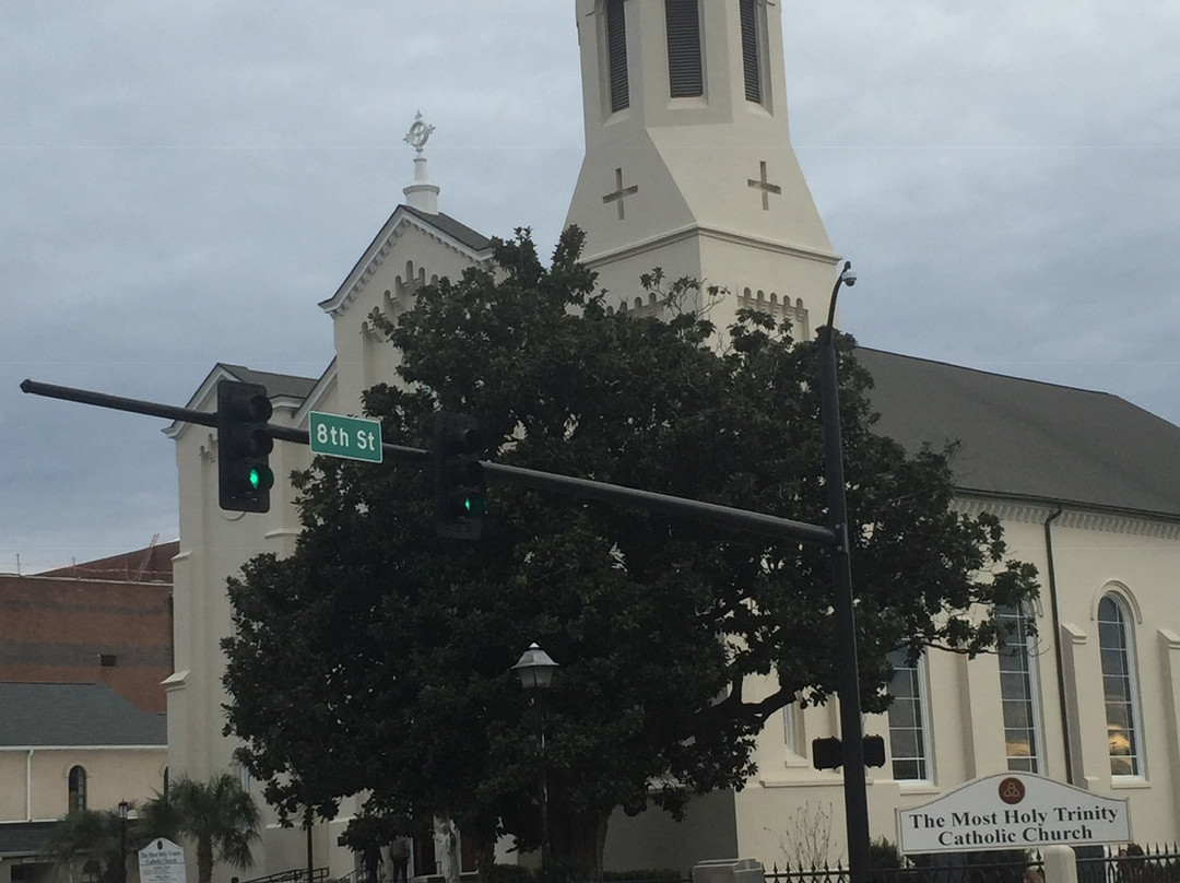 The Most Holy Trinity Catholic Church-奥古斯塔必去景点