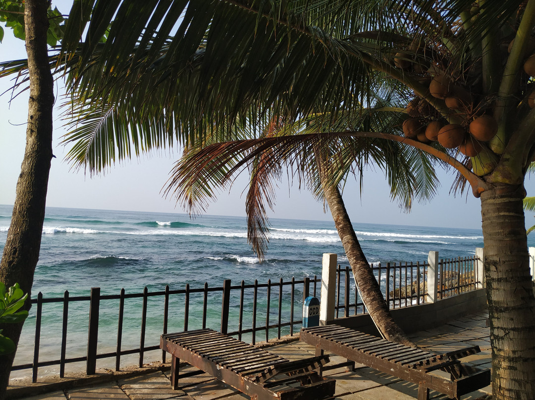 Rainbow Surf Beach主图