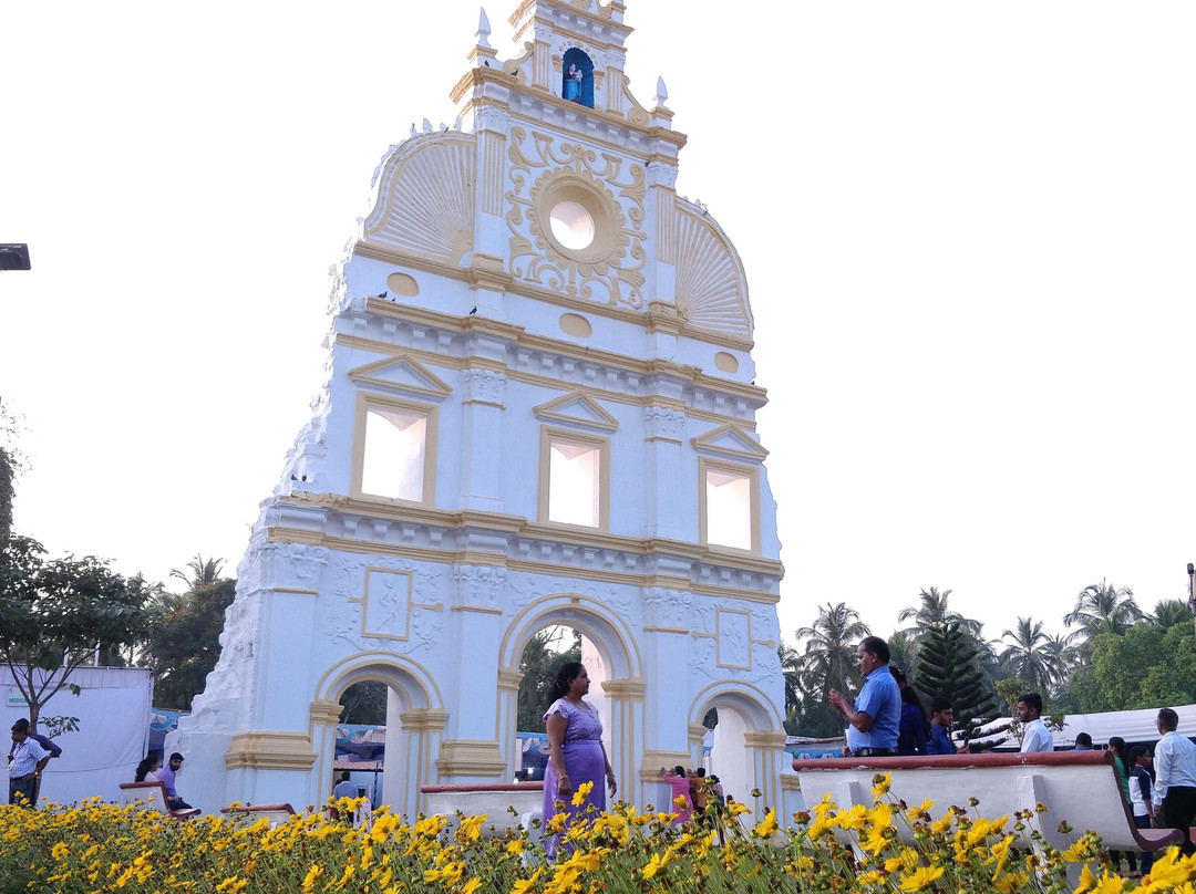 Ruins of Nossa Senhora de Saúde景点图片