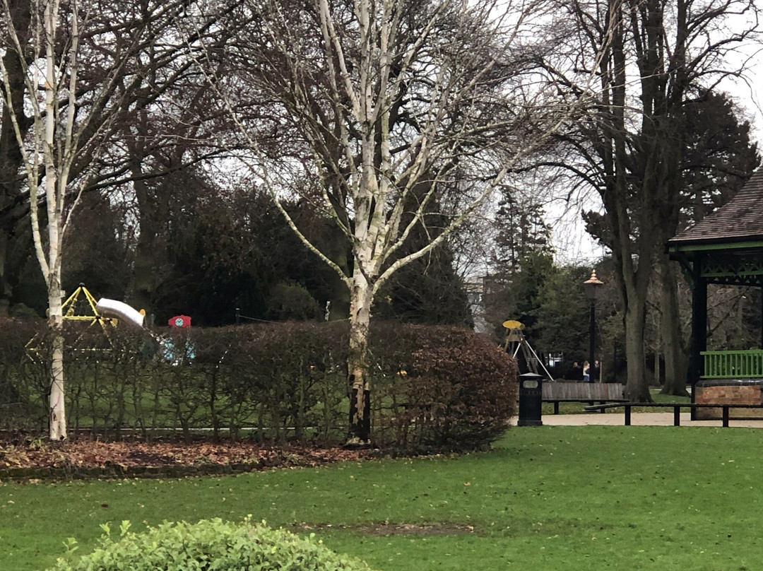 Caldecott Park-拉格比必去景点