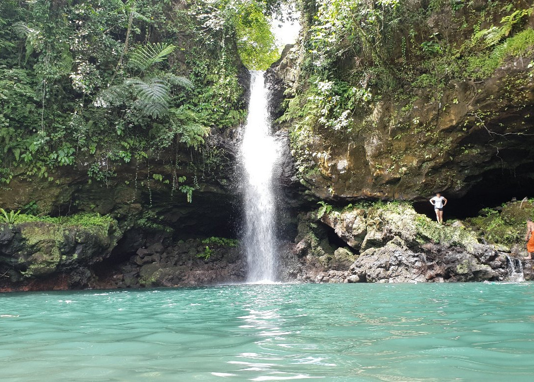 Afu Aau Waterfall景点图片