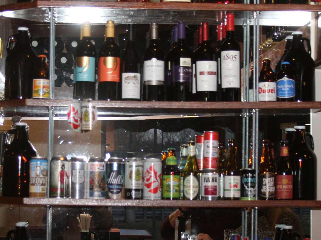 Joe's Filling Station