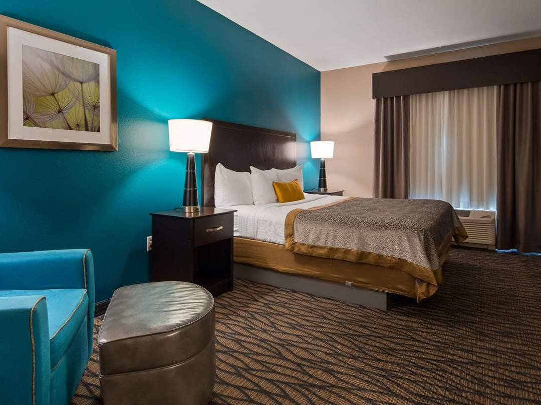 Best Western Plus Hiawatha Hotel主图