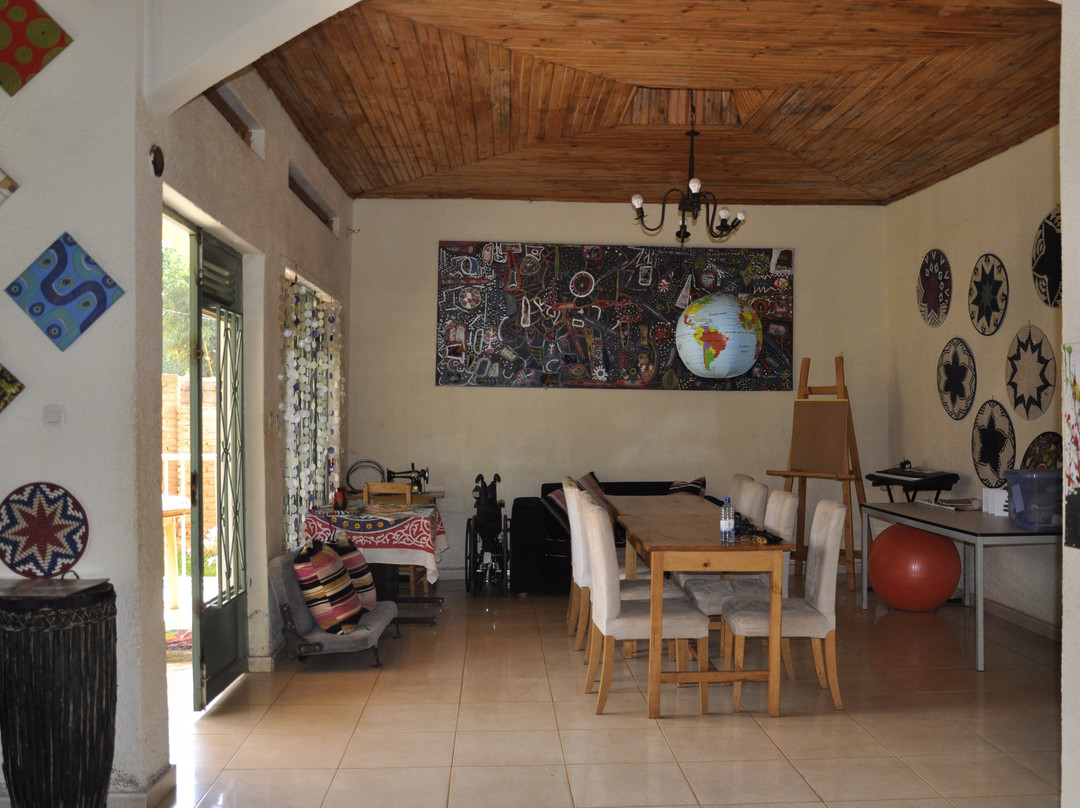 Talking Through Art-吉佳利必去景点