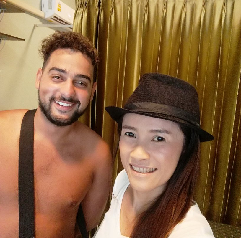 Golden Hands Massage & Spa景点图片