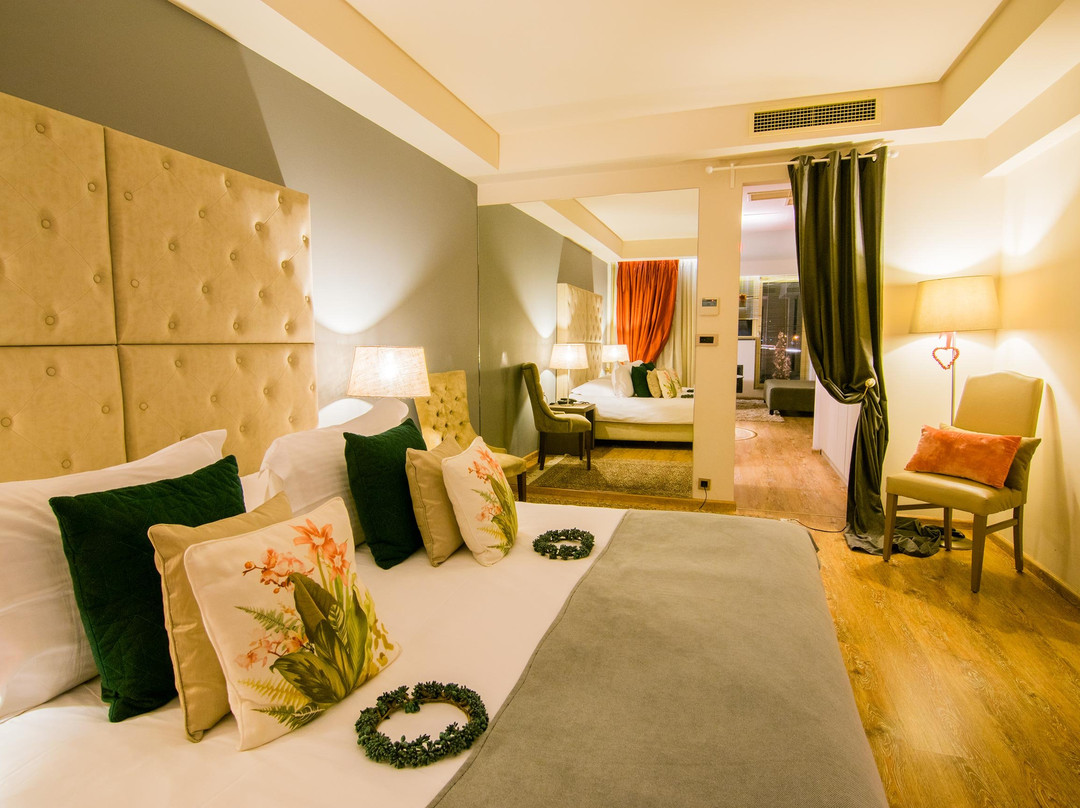 Golden Suites & Spa主图