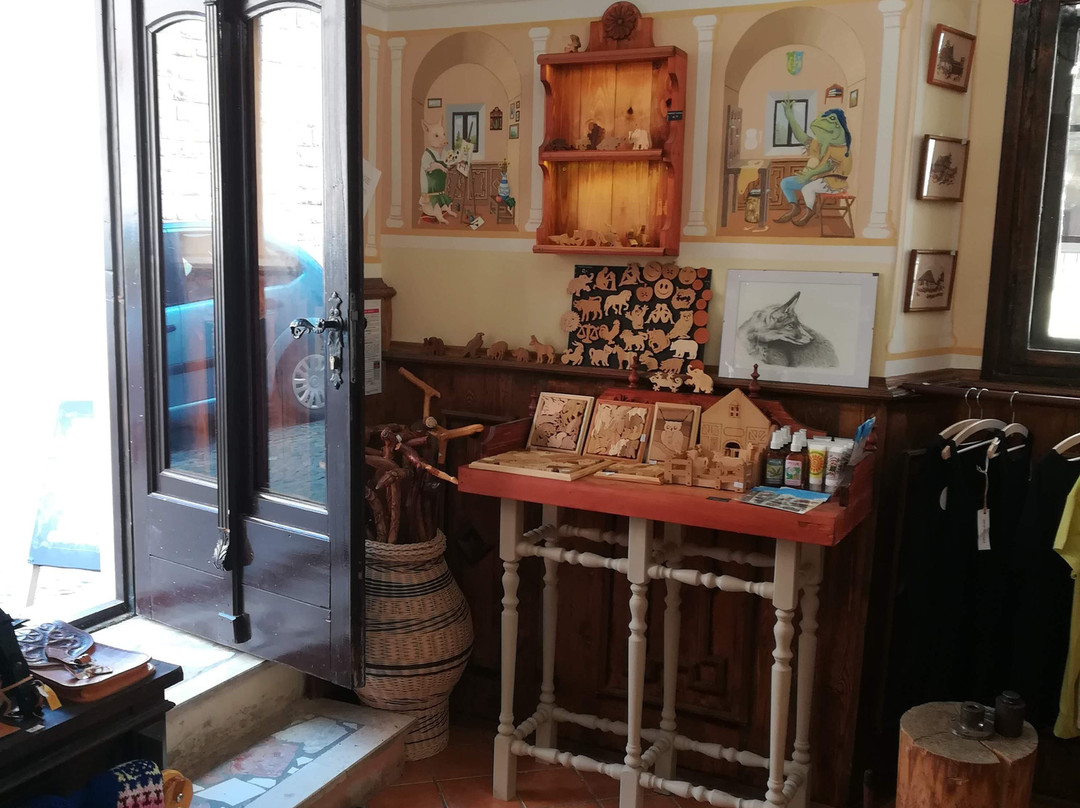 U troch zvieratiek-班斯卡-什佳夫尼察必去景点