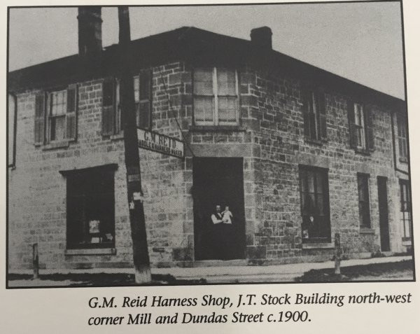 Pickwick Books-Waterdown必去景点