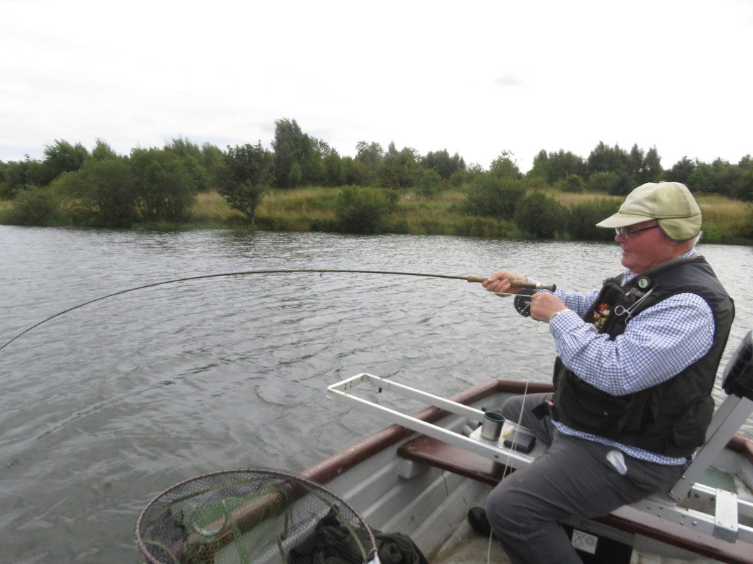 Upper Carriston Trout Fishery-Markinch必去景点